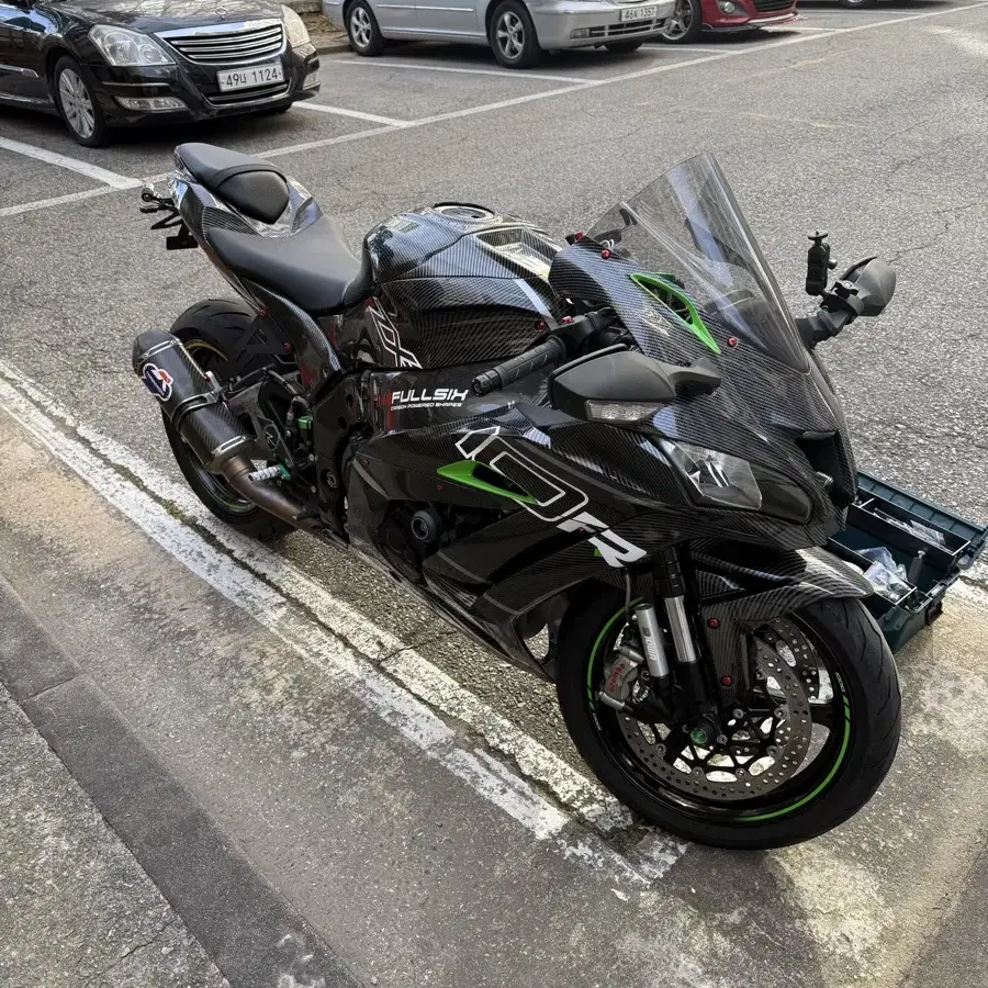 가와사키 zx10r 판매&대차 합니다.