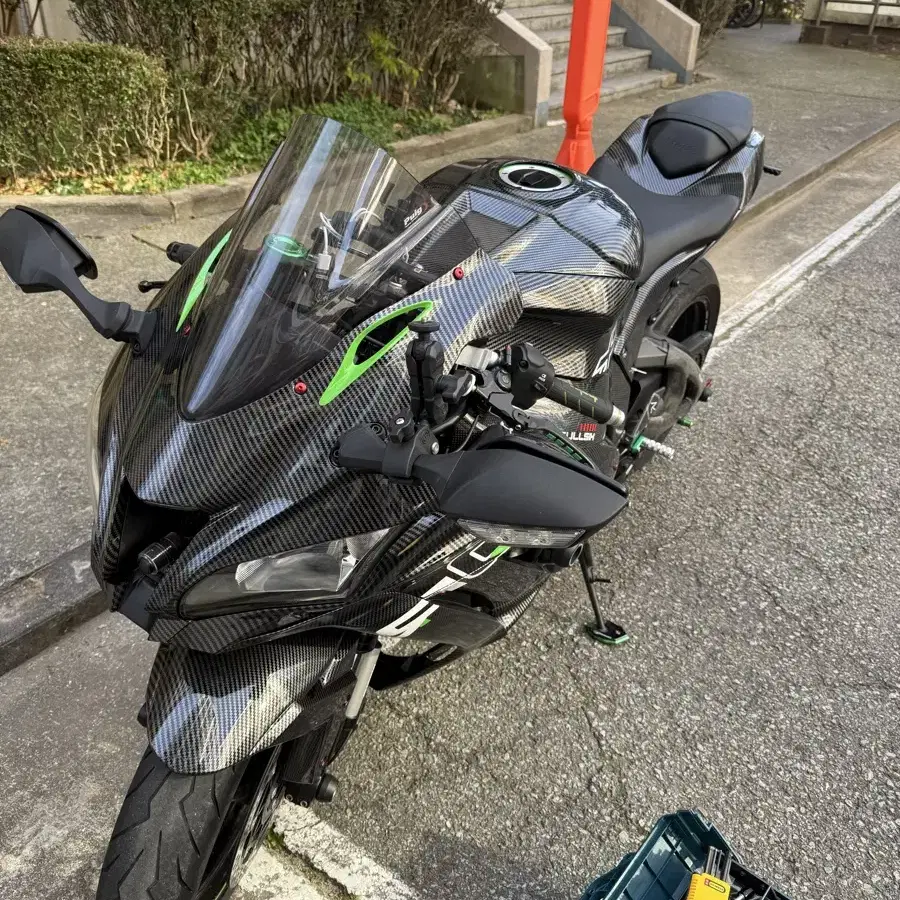 가와사키 zx10r 판매&대차 합니다.