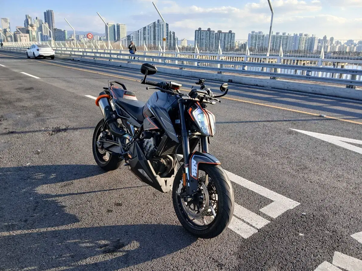 ktm 듀크 790 상태좋은 바이크 판매합니다