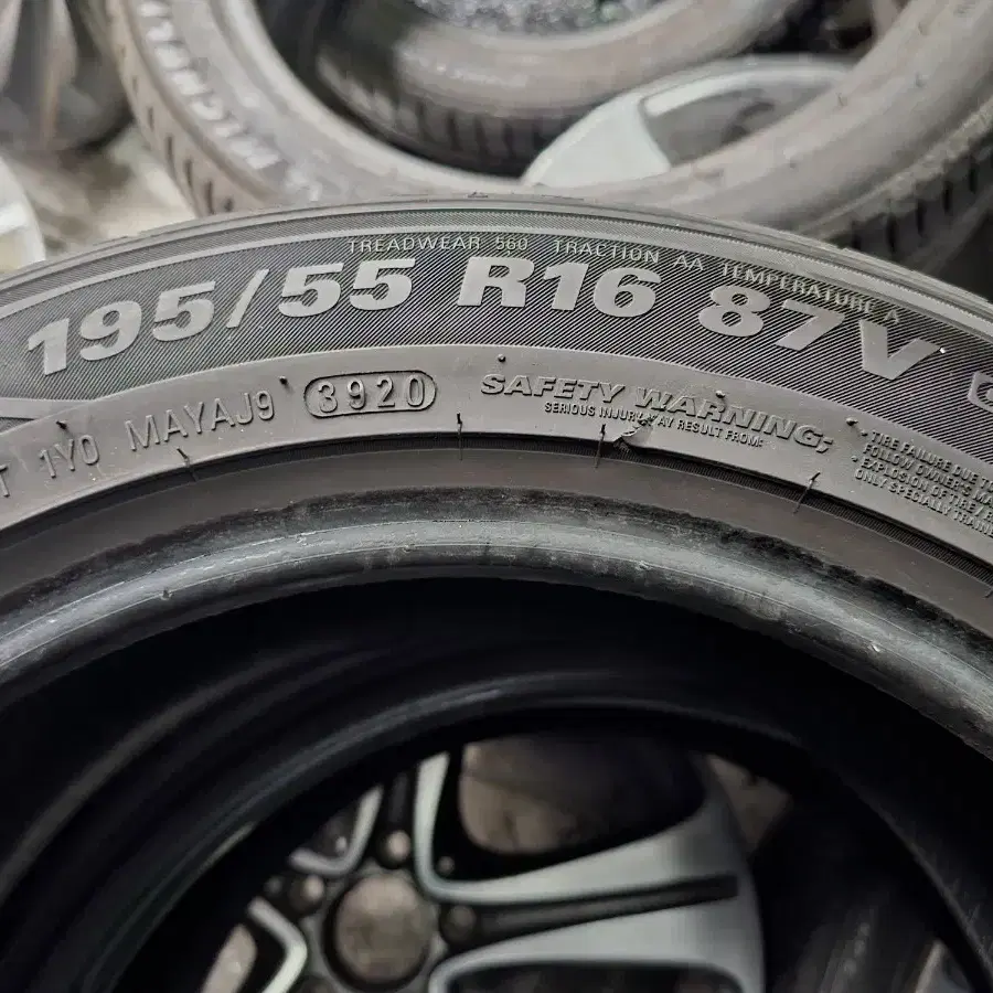 1955516 195/55R6 금호마제9중고 마제9중고 4개세트