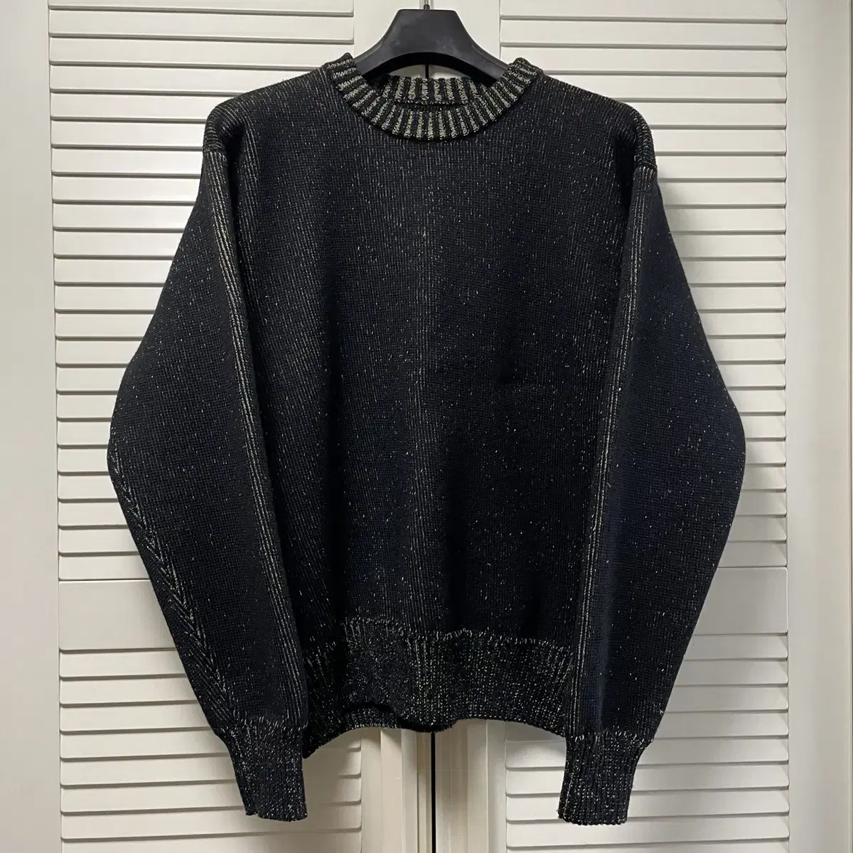 L) GR10K AIMLESS COMPACT KNIT SWEATER