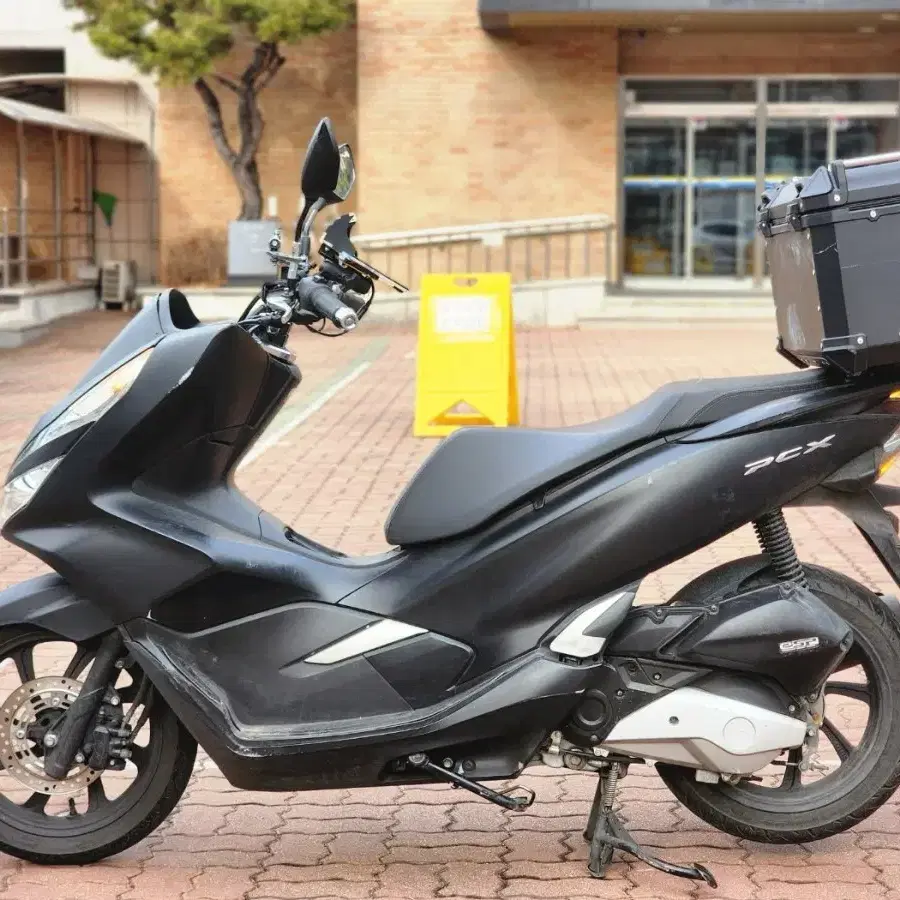 혼다 PCX125 19년식 더뉴모델 배달세팅 판매합니다