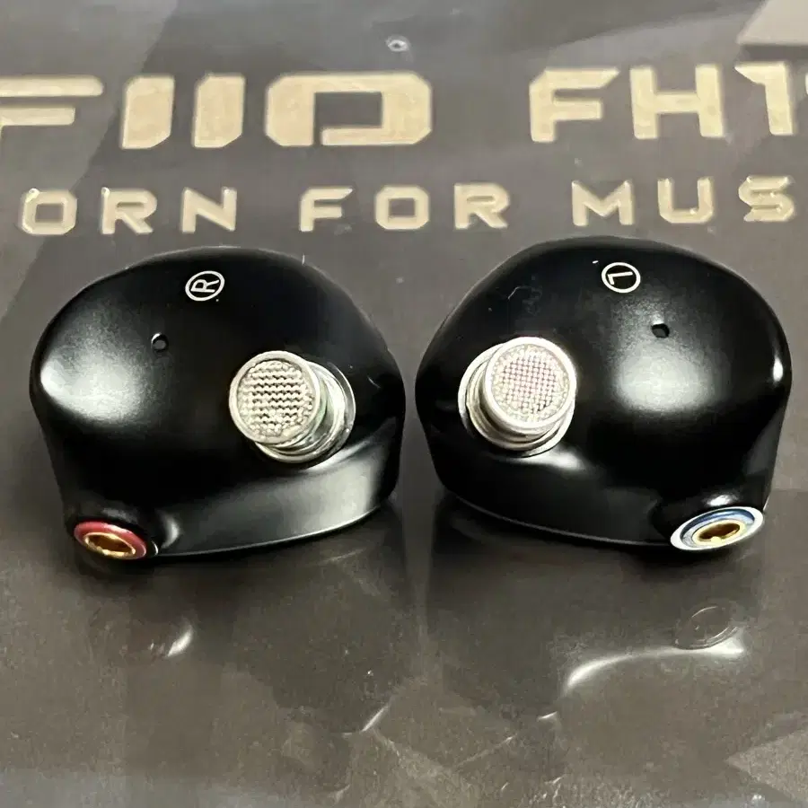 FiiO FH19 이어폰 풀박스