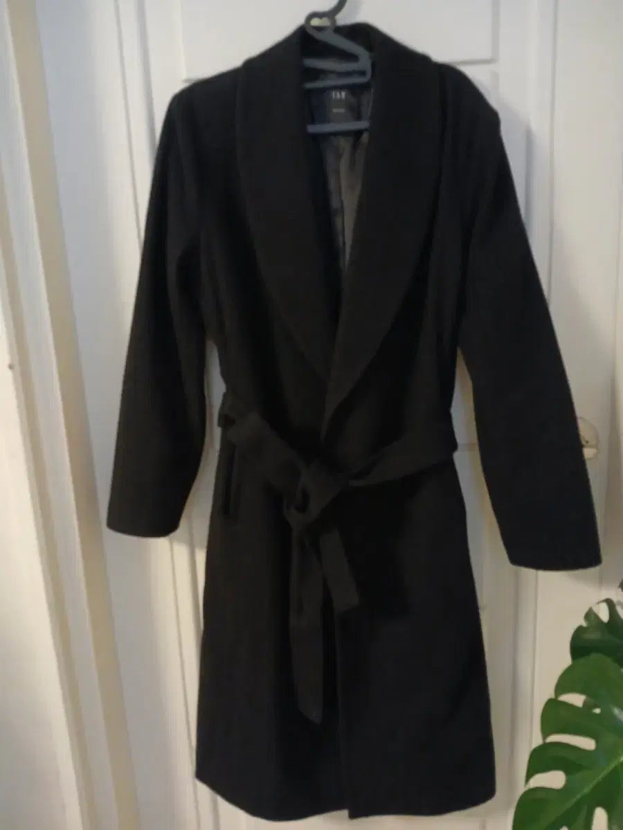 IGNMomo Vahn Coat