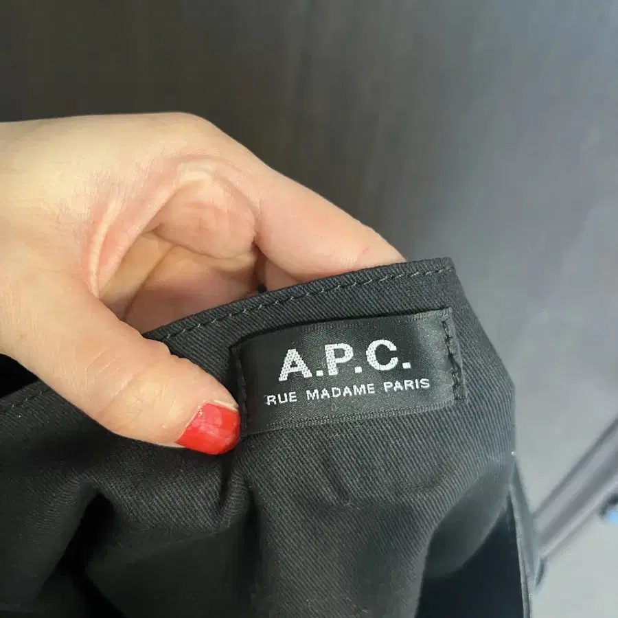 아페쎄 a.p.c 니논 토트백 숄더백