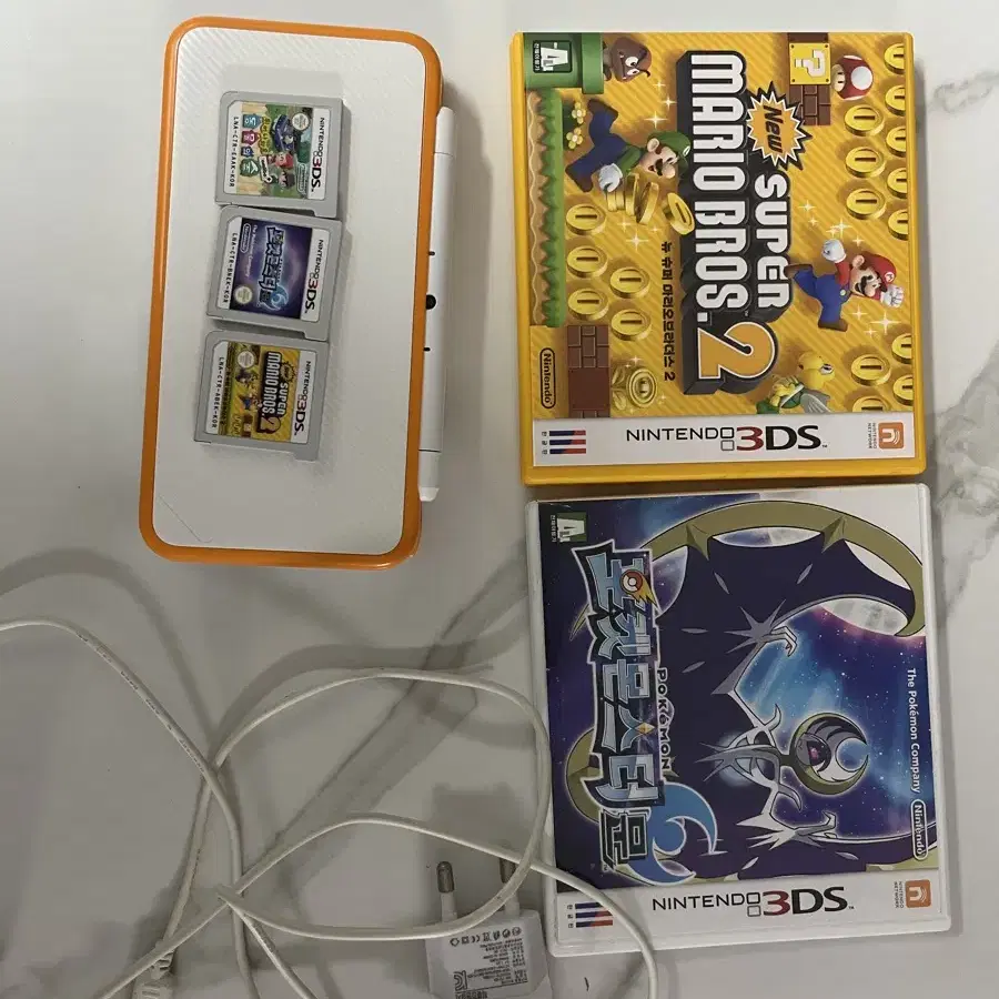 닌텐도 3DS + 게임 3개 + 충전기 세트