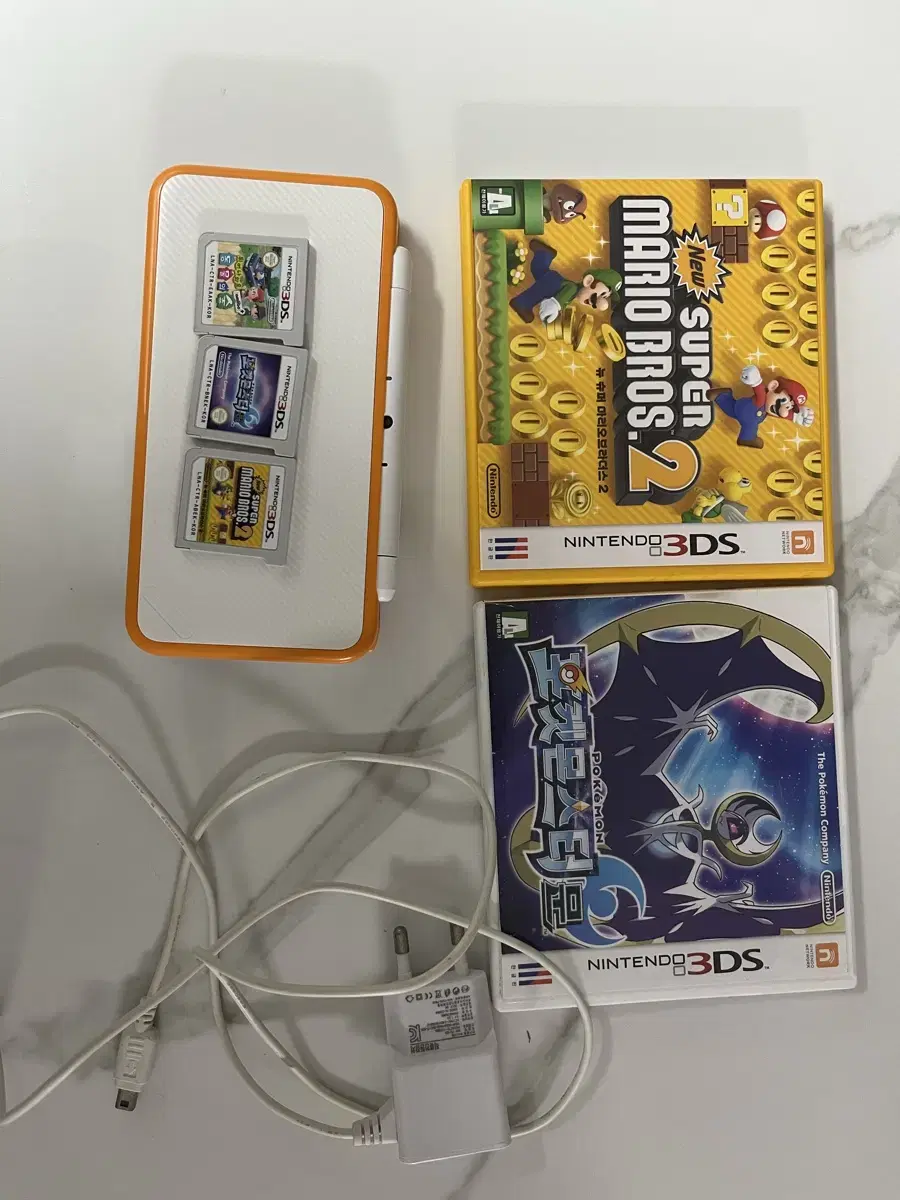 닌텐도 3DS + 게임 3개 + 충전기 세트