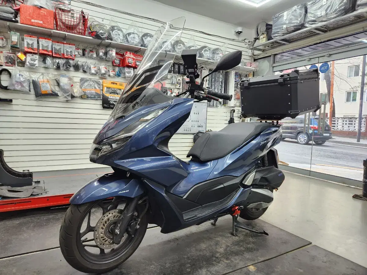 PCX125ABS 22년식. 2만키로 보증매물 판매합니다