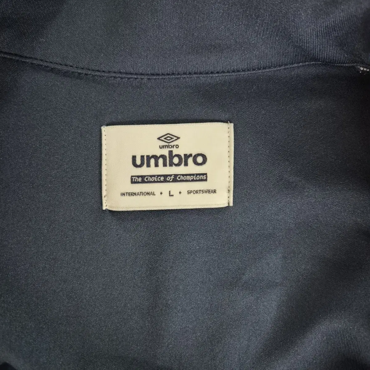 (D-23) Umbro 엄브로 후드집업