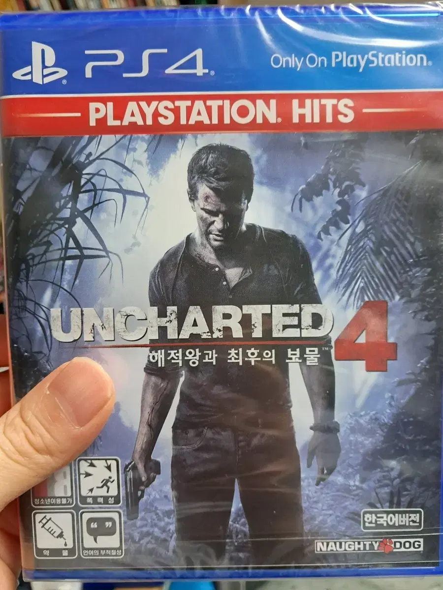 ps4 언차티드4 새상품