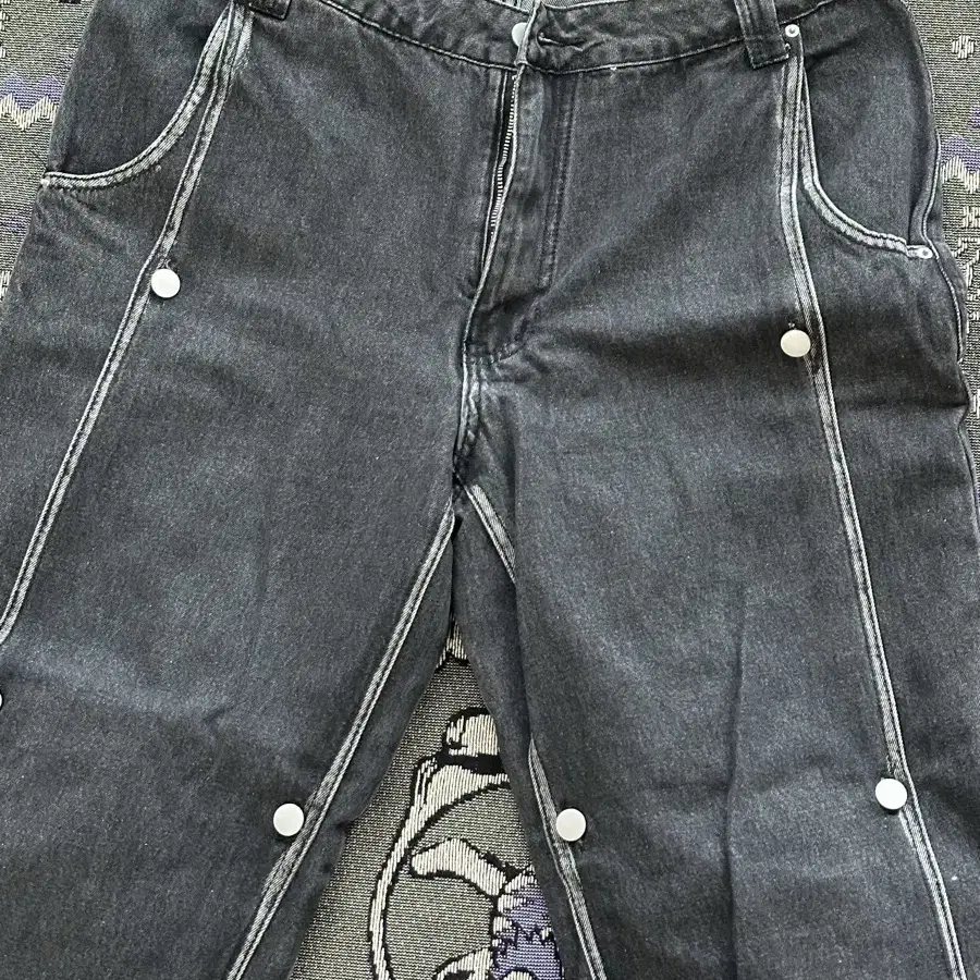 디콜디스트모먼트 와이드 블랙 워싱 팬츠 TCM canton denim p