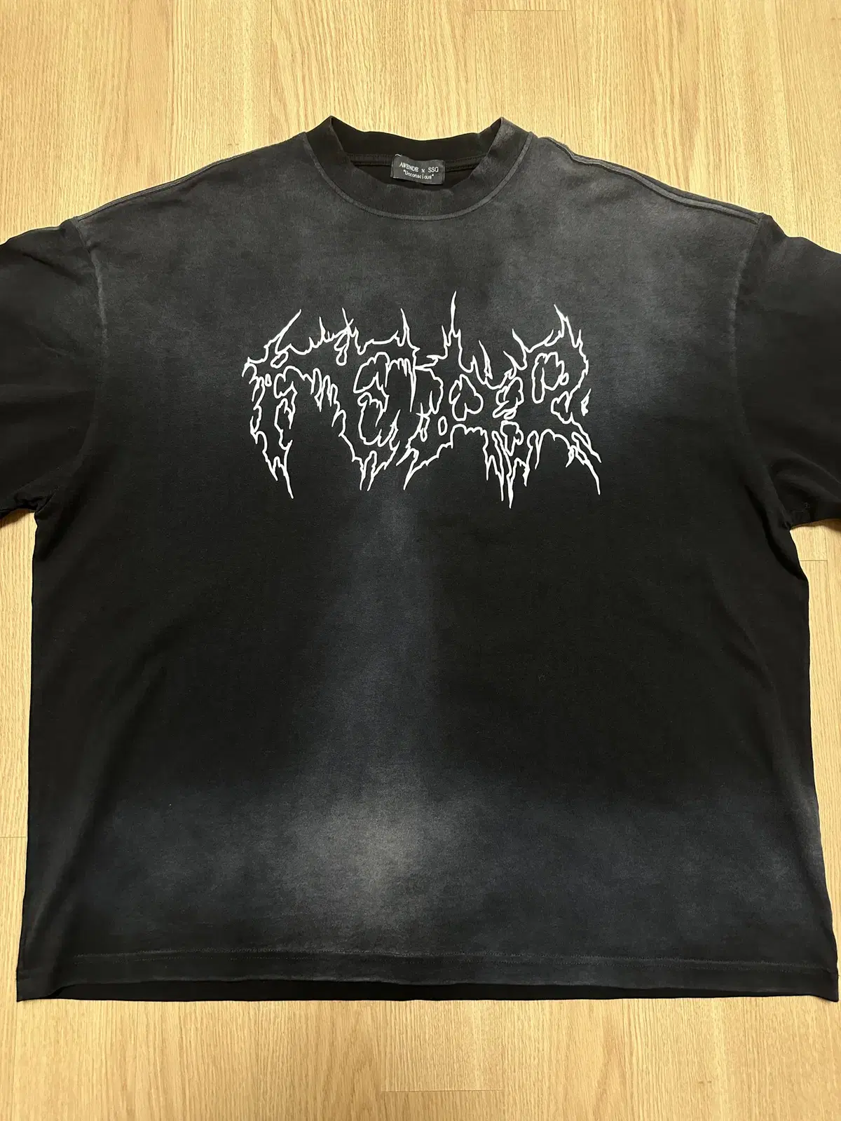 Awesome Peer Long Sleeve[1]