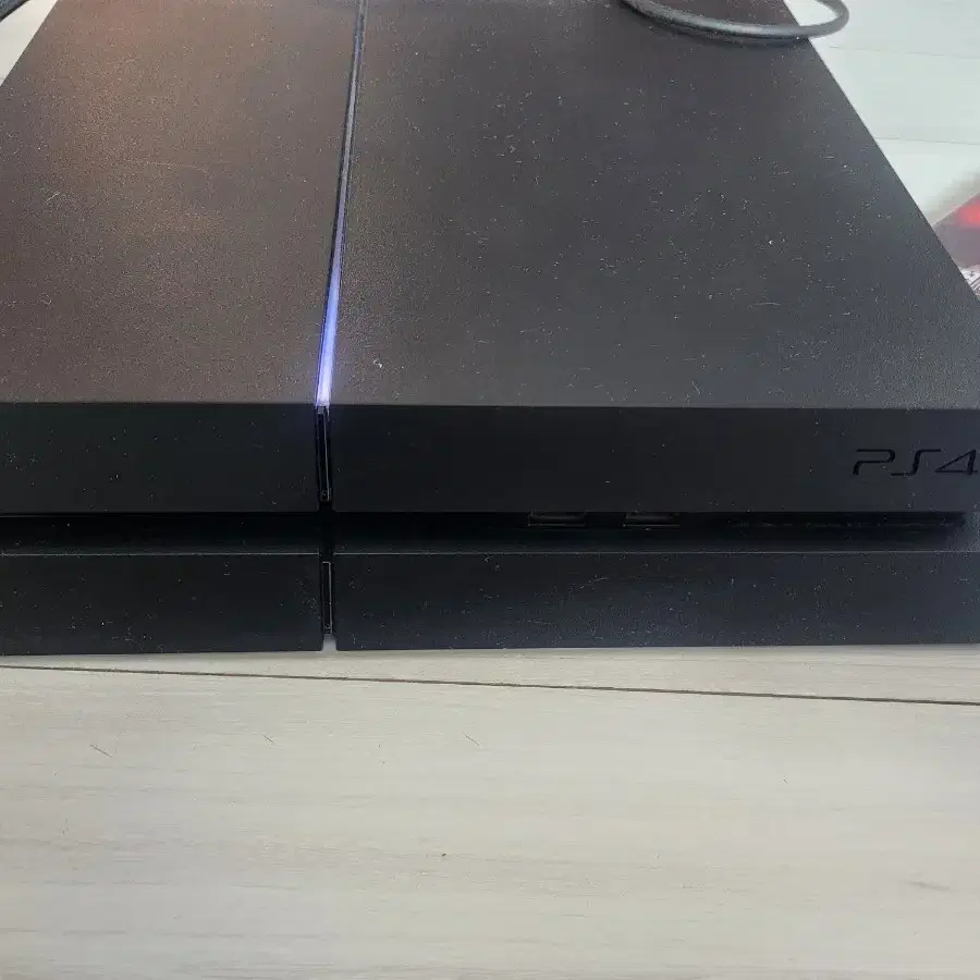 PS4 1TB업그레이드 및 게임CD 8종.듀얼쇼크 4ea