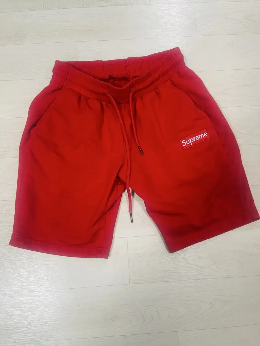 슈프김 반바지 Supreme (L)