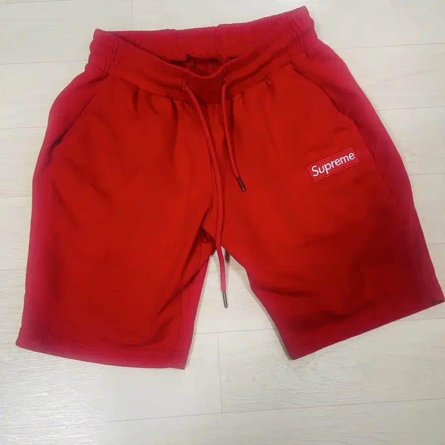 슈프김 반바지 Supreme (L)