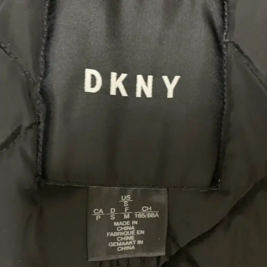 DKNY 퀼팅코트