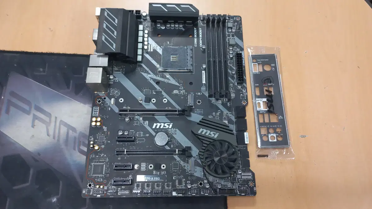 msi x570-a pro 메인보드 팝니다.