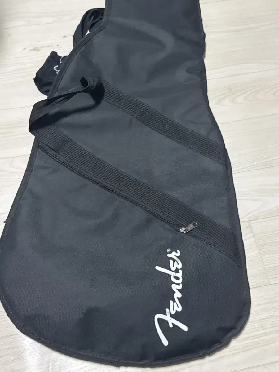 Fender 펜더 라이트긱백