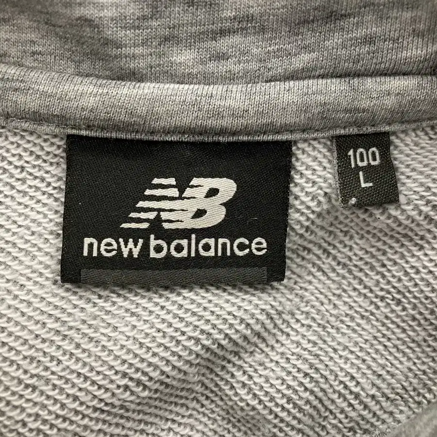 2 뉴발란스(new balance) 후드티 100(L)