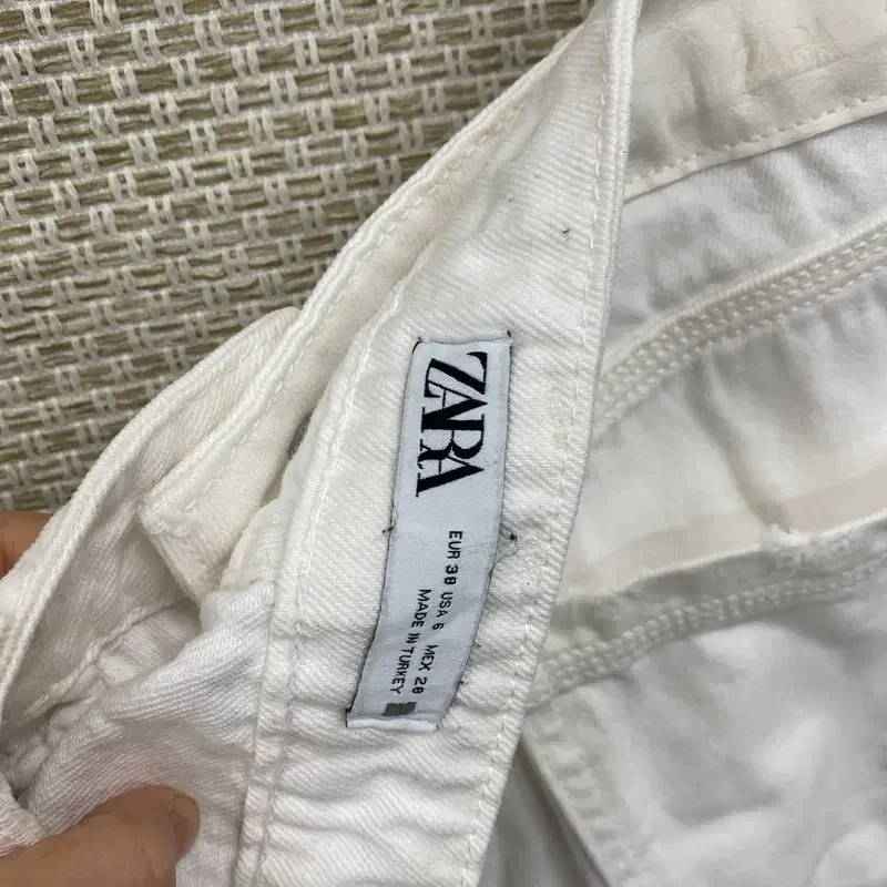 자라 ZARA 캐쥬얼 화이트 와이드 데님 바지 28인치 K07284