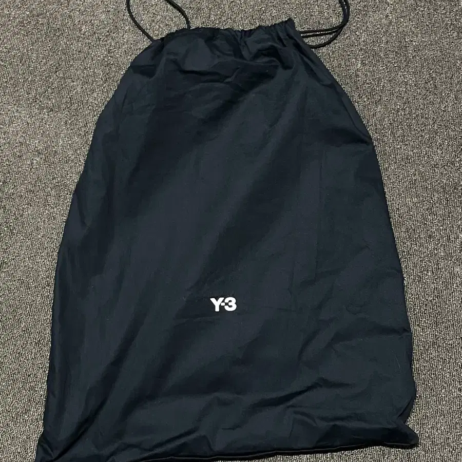 Y-3 로고 프린팅 나일론 백팩