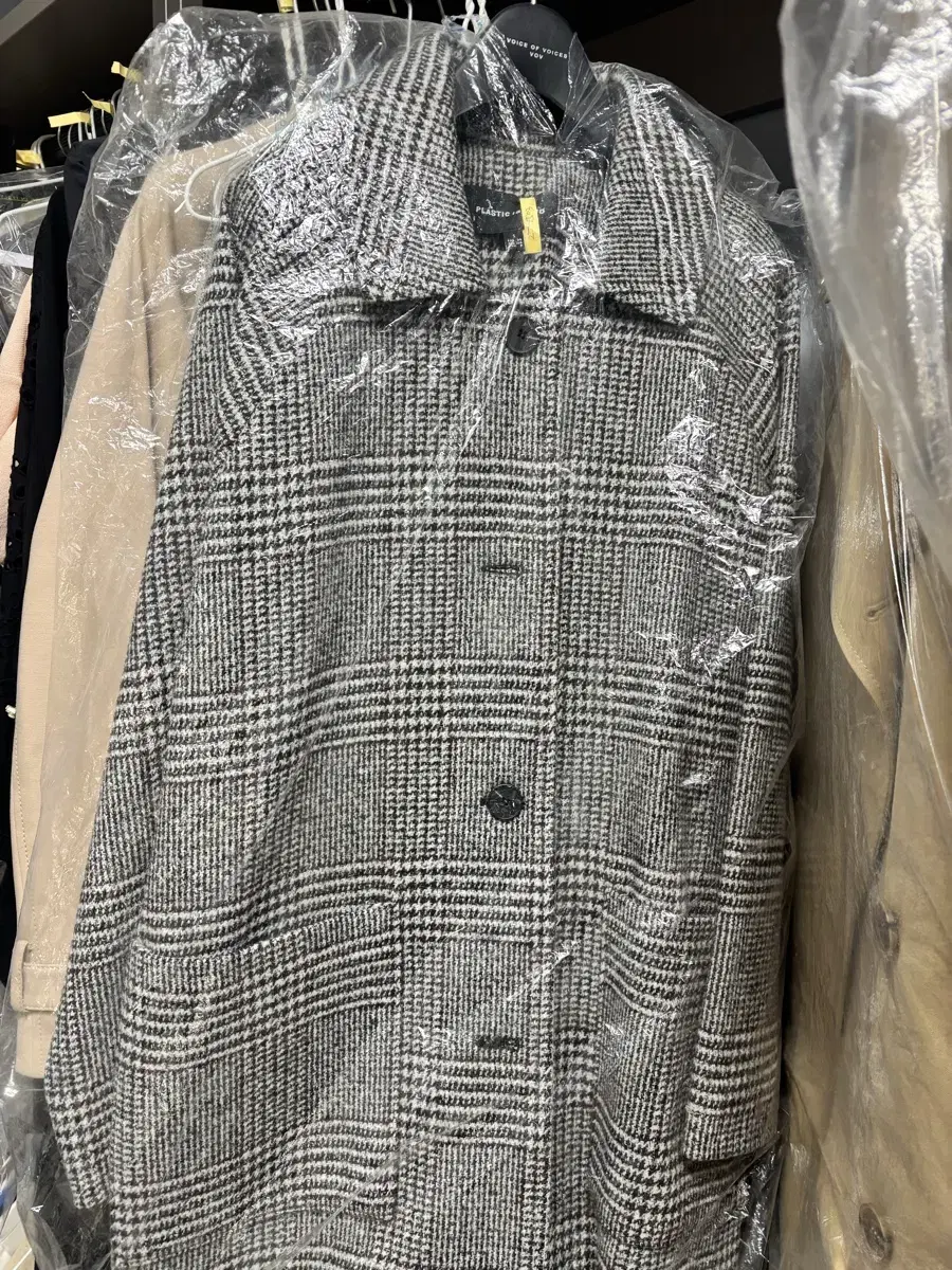 Plastic Island Long Coat Check Gray