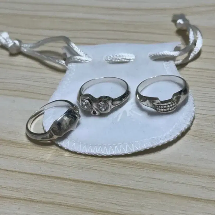 미하라 야스히로 DIVIDED SKULL RING