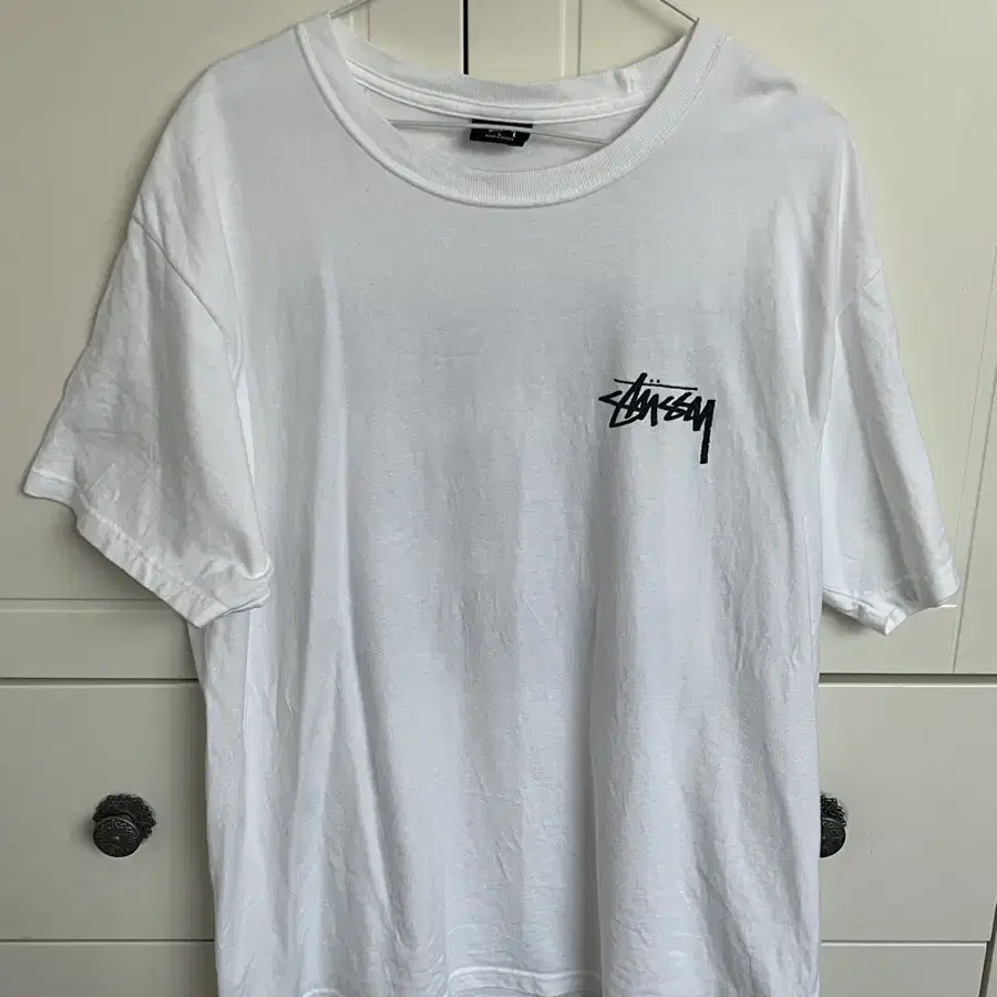 Stussy 스투시 피스 앤 러브 티셔츠 L 사이즈