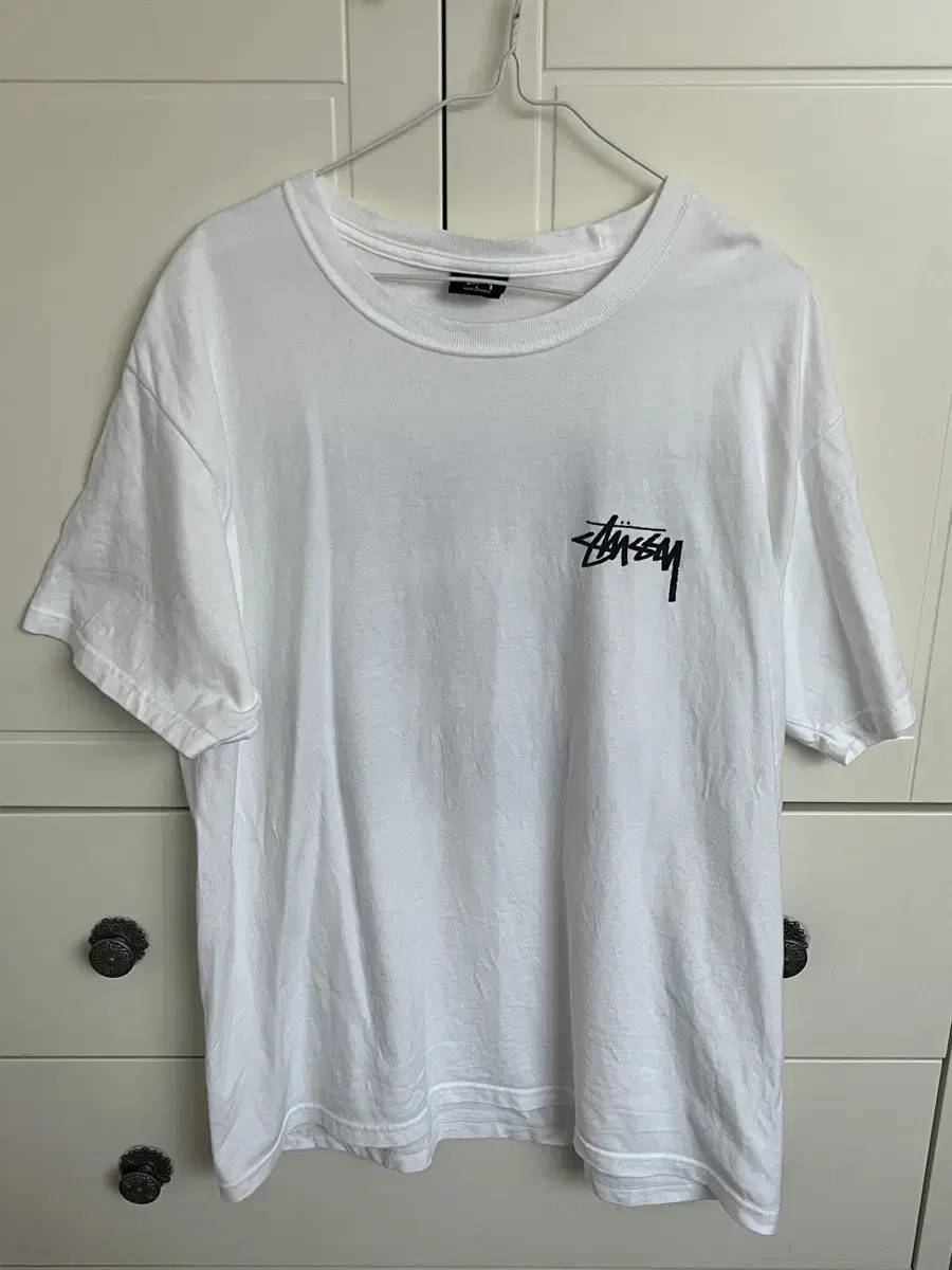 Stussy 스투시 피스 앤 러브 티셔츠 L 사이즈