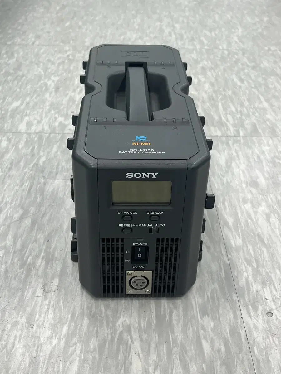 v 마운트 충전기 / sony bc-m150