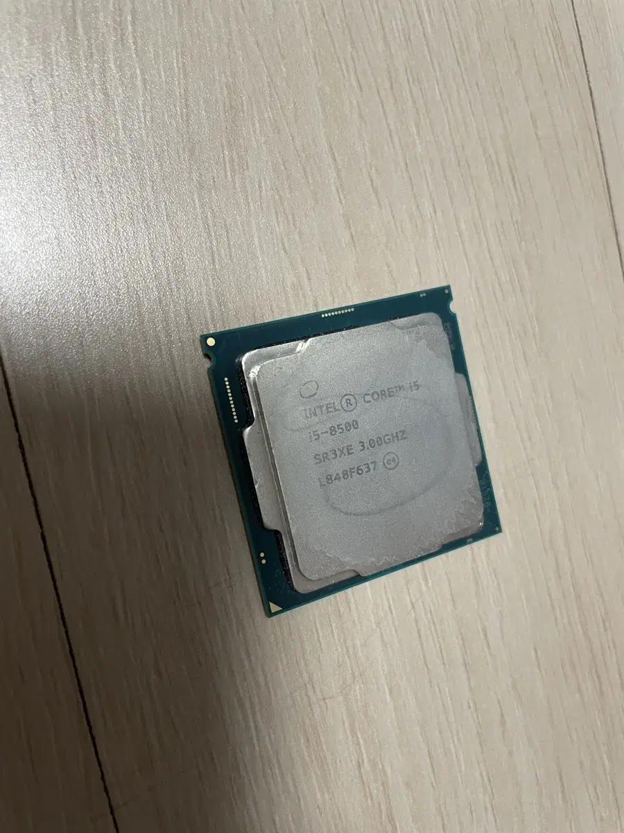 CPU I5 8500판매합니다.