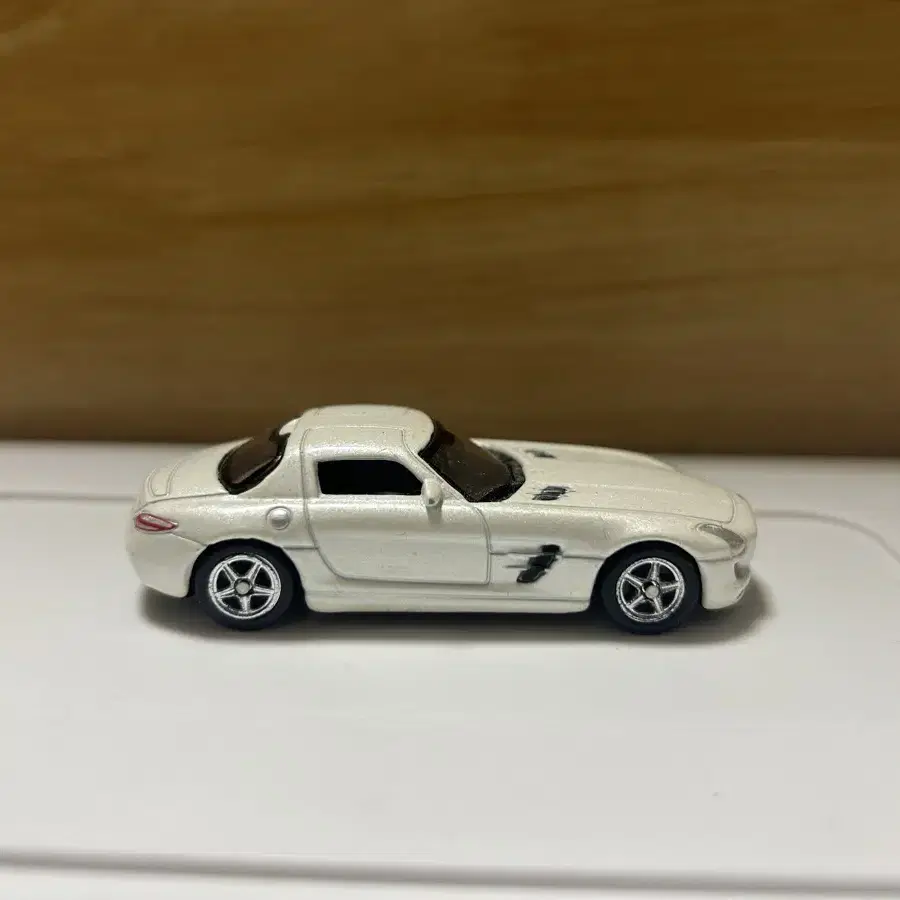 1:64 웰리 메르세데스 벤츠 SLS AMG