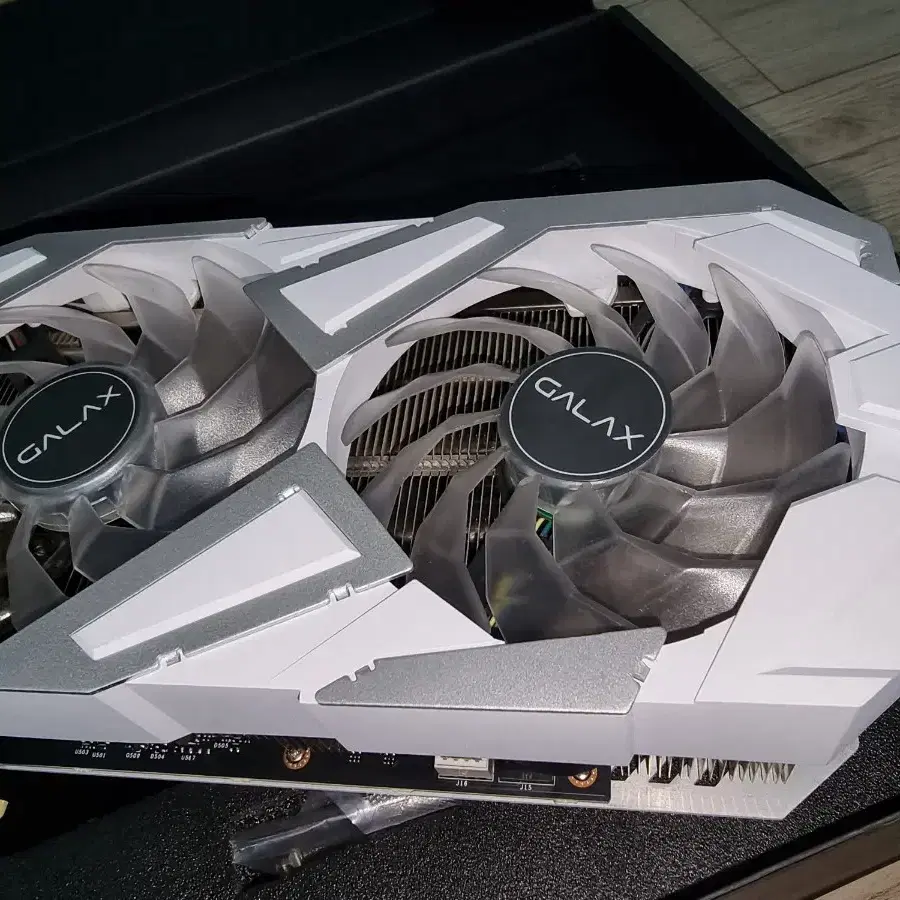 GALAX RTX3070 화이트