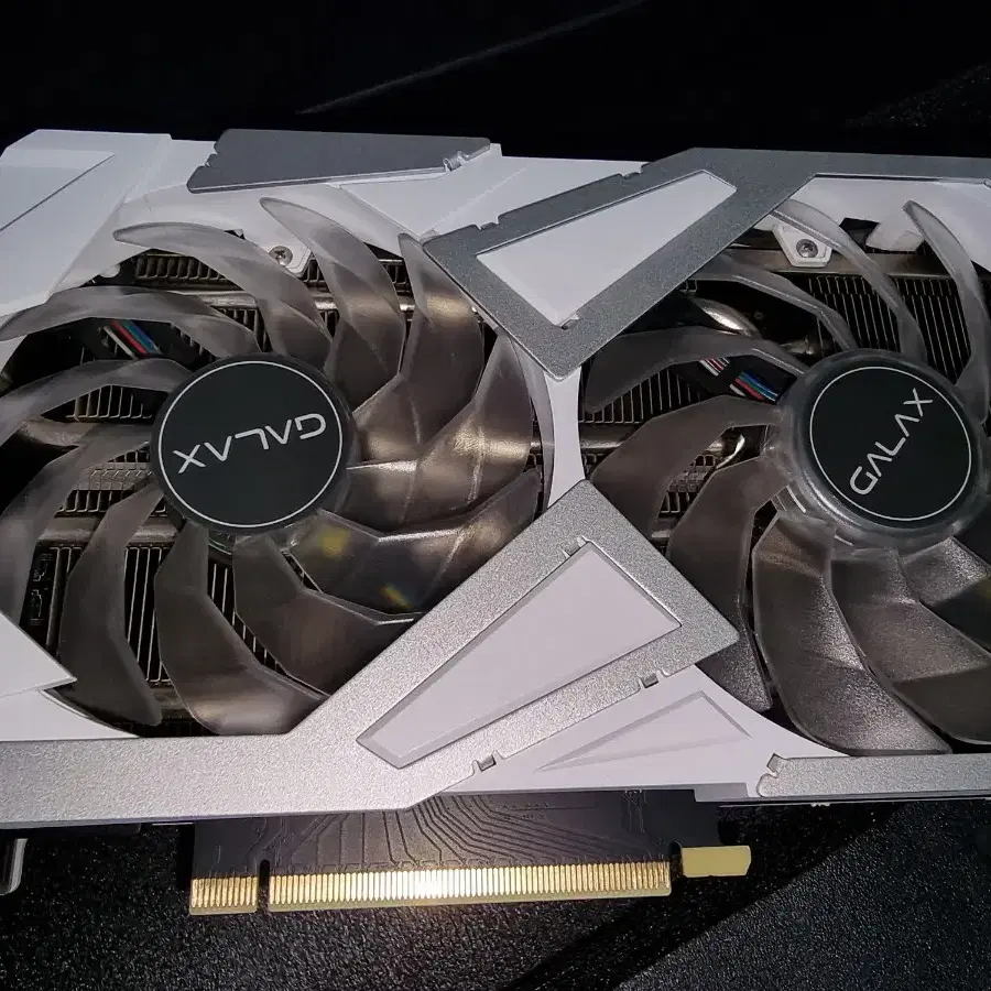 GALAX RTX3070 화이트