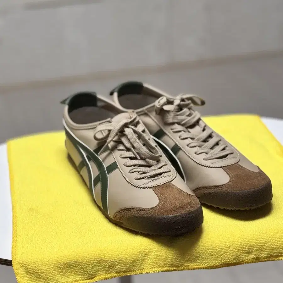 Onitsuka Tiger Mexico 66 (290)