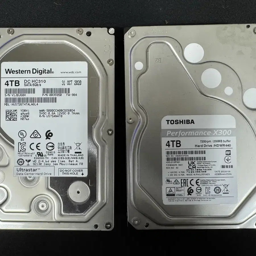 4TB HDD 2개