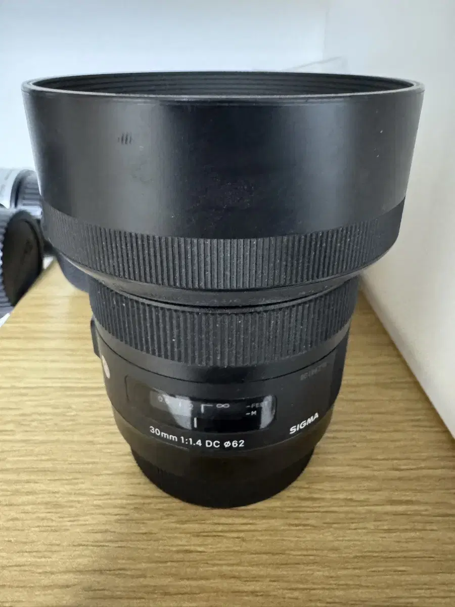 시그마 아트 f1.4 30mm 캐논마운트 렌즈판매합니다