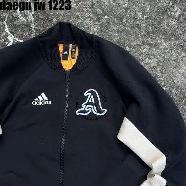 XL ADIDAS JACKET 아디다스 자켓