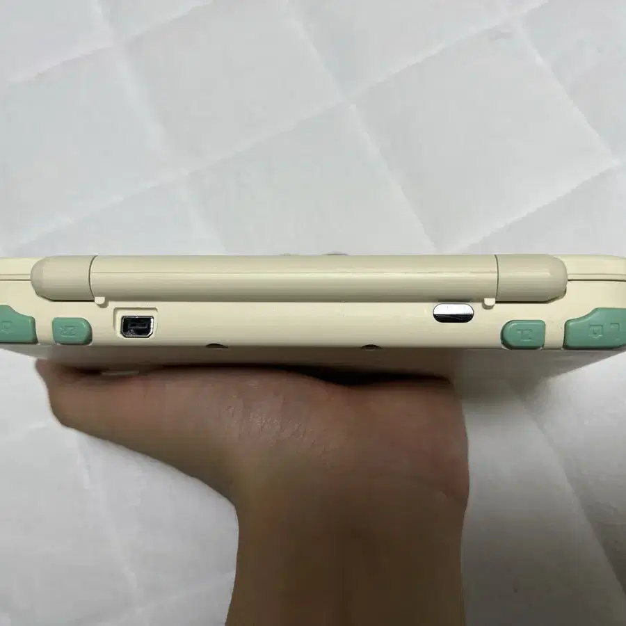 뉴 닌텐도 2ds xl 동물의 숲 에디션