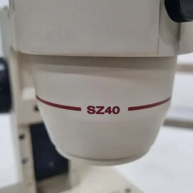 Olympus SZ40 Stereo Microscope