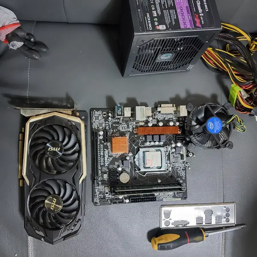 반본체 i5 6600 gtx1660ti ram8x2