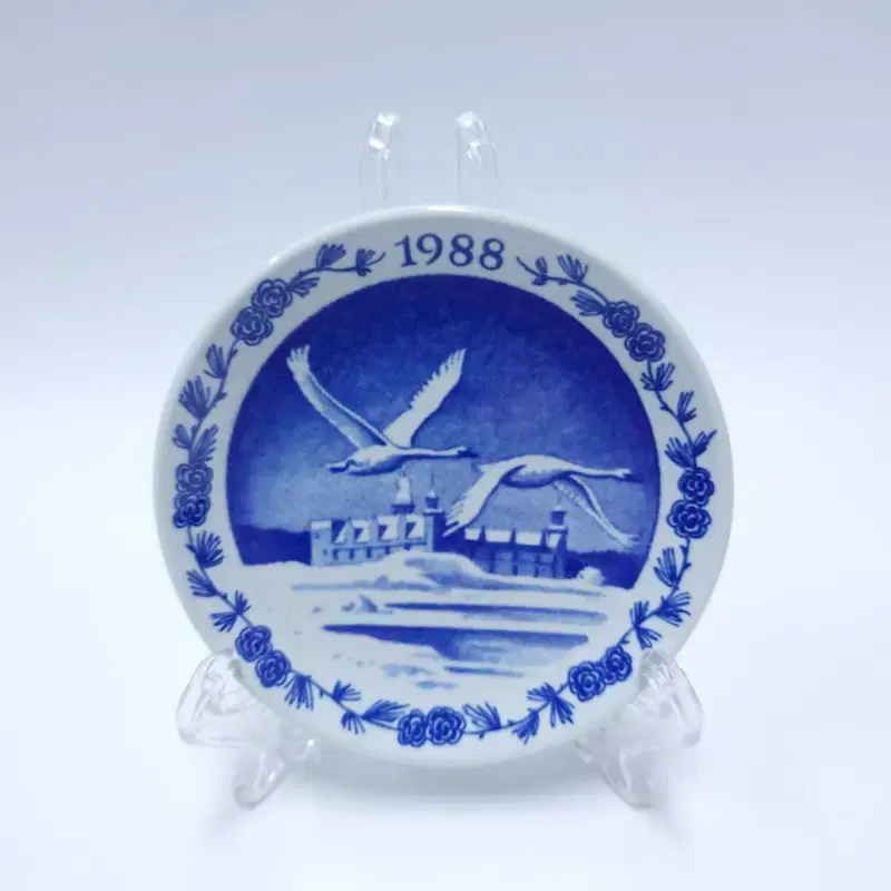 ROYAL COPENHAGEN 로얄코펜하겐 1988 플레이트PM A795