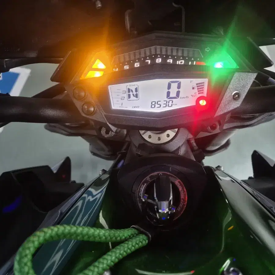 [서울]20년식 가와사키 z1000r 에디션(8530km) 짧은키로수 판