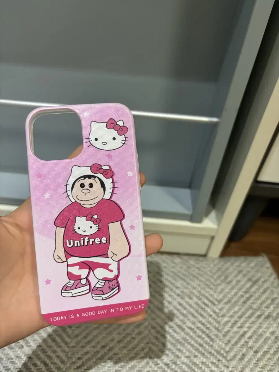 Sell me your iPhone 13 mini case!