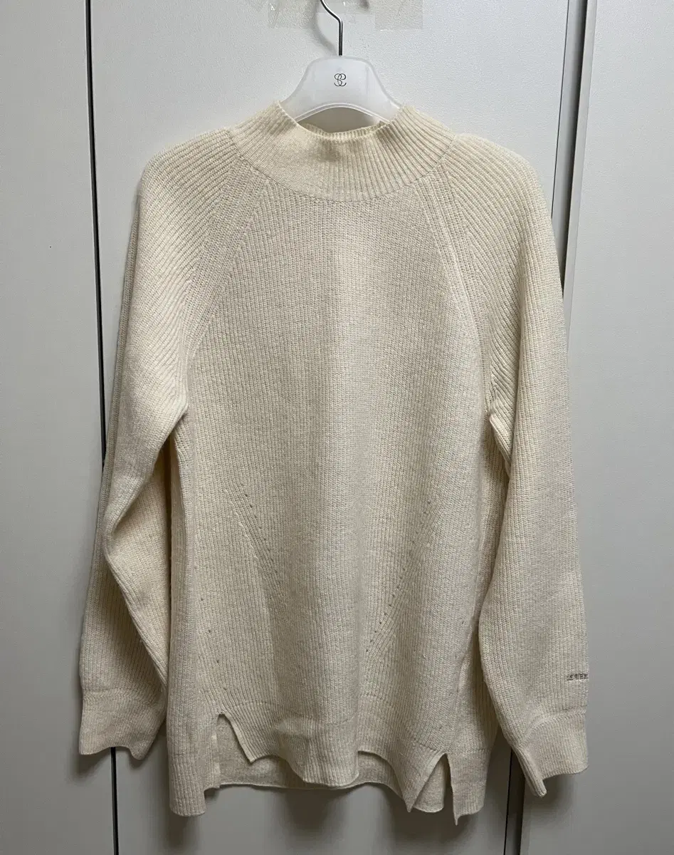 Hazzys Hazzys Wool Cashmere Blended Knit in Cream 55