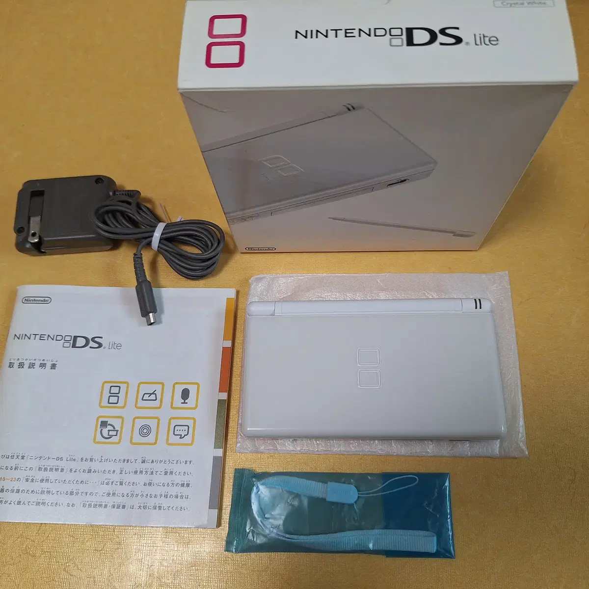 신품급 닌텐도 DS LITE 화이트 일본판 박스셋 dslite 아님