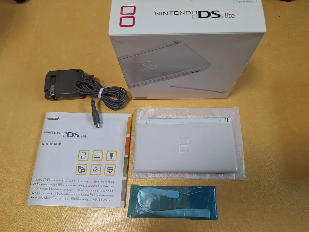 신품급 닌텐도 DS LITE 화이트 일본판 박스셋 dslite 아님