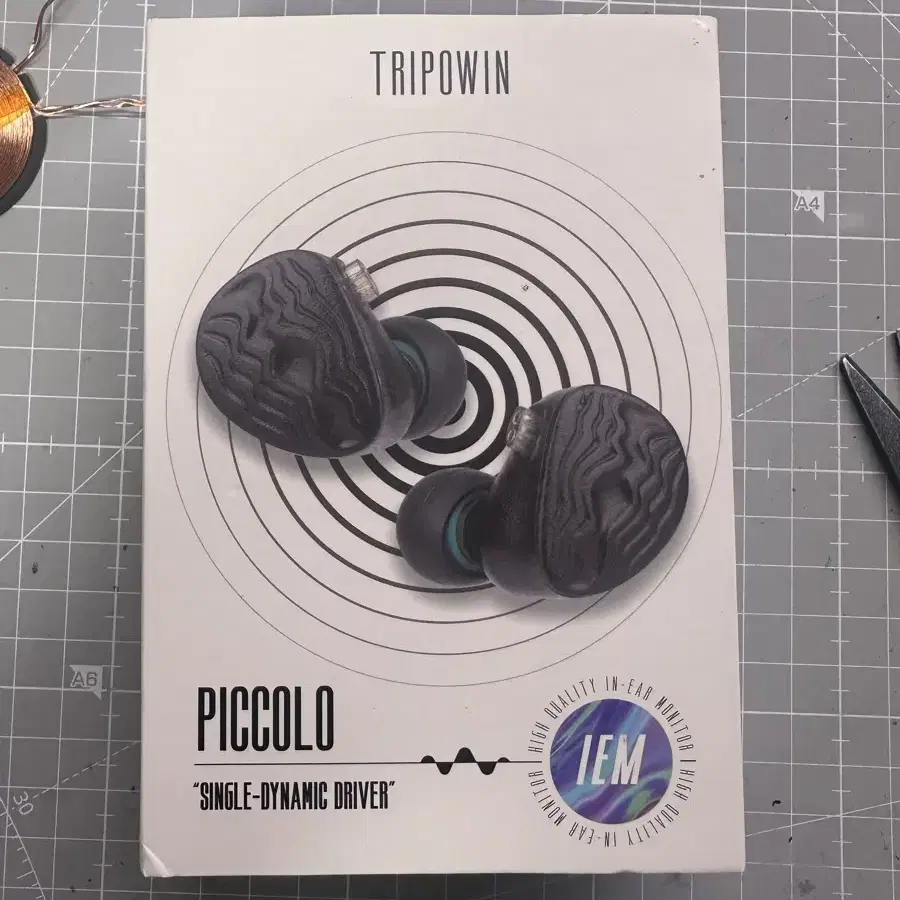 TRIPOWIN PICCOLO 유선이어폰