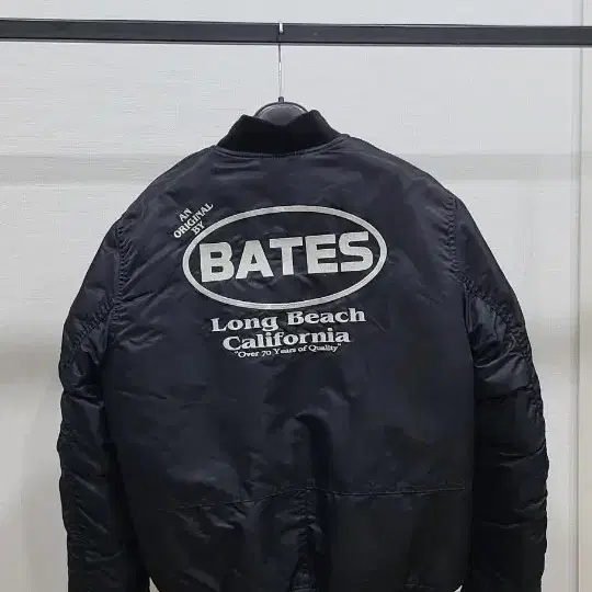 Bates 항공 자켓