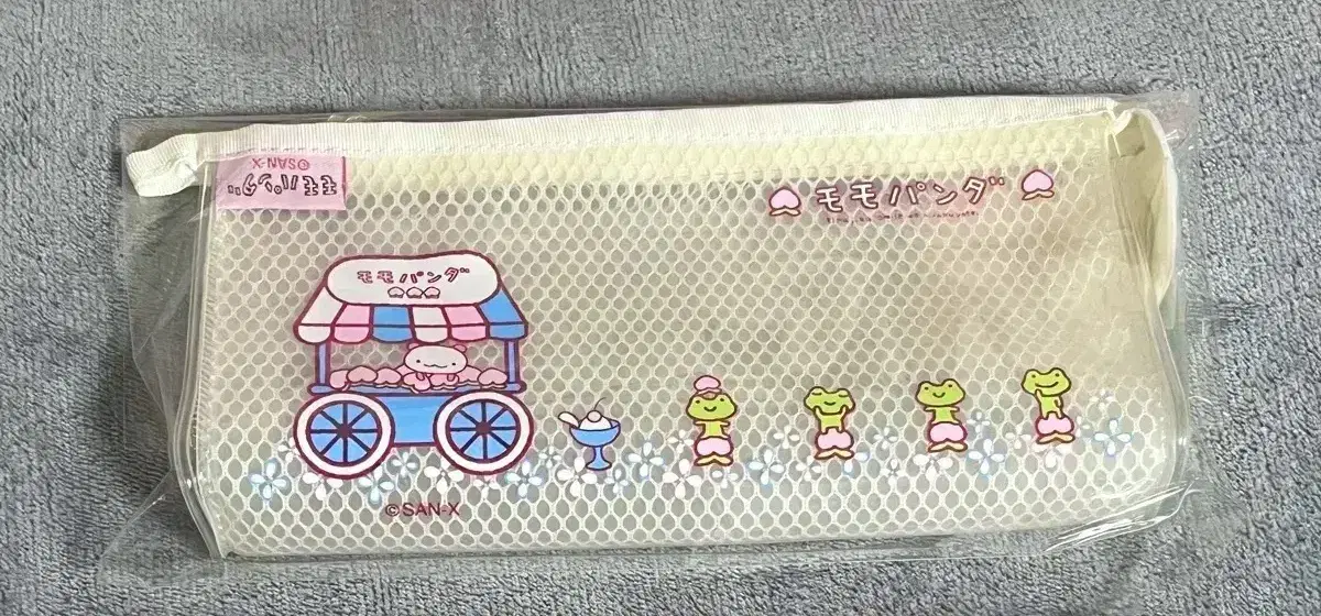 Kokusai Sanx Momopanda Pencil Case